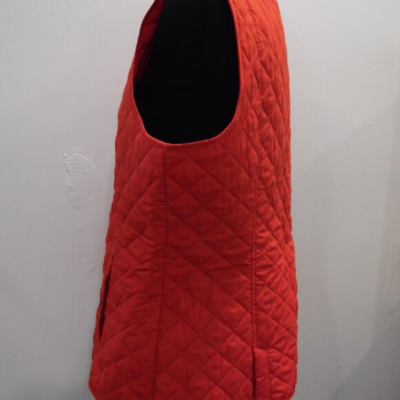 J.Jill Red Quilted Ladies Vest Ladies L Button close and 2 button close pockets - Picture 2 of 10